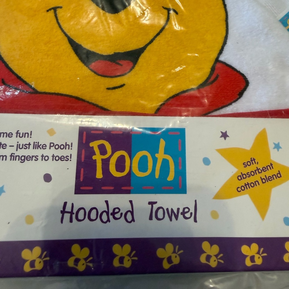 Vintage 90s Disney Pooh Yellow and Red Hooded Baby Towel - Picture 2 of 4